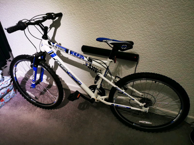 boss astro mountain bike